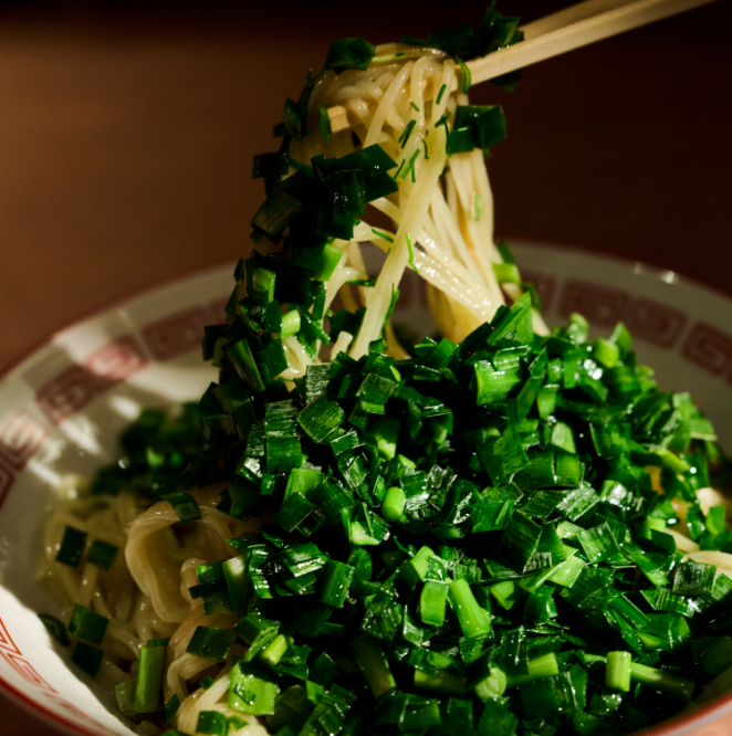 ニラまし和え麺