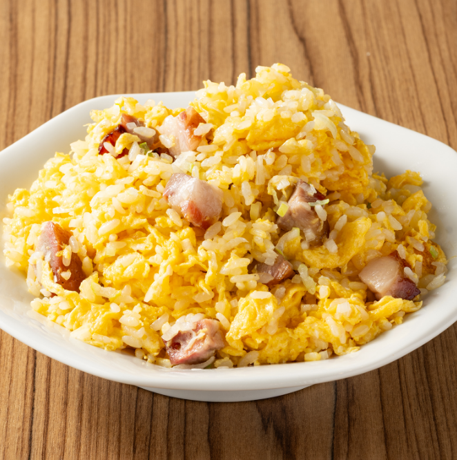 チャーシュー入り黄金炒飯